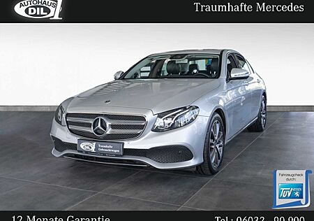 Mercedes-Benz E 400 4Matic 9G- ** LED + kamera +