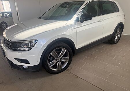 VW Tiguan IQ.DRIVE 1.5 TSI IQ.Drive Pano/AHK/LED/LM