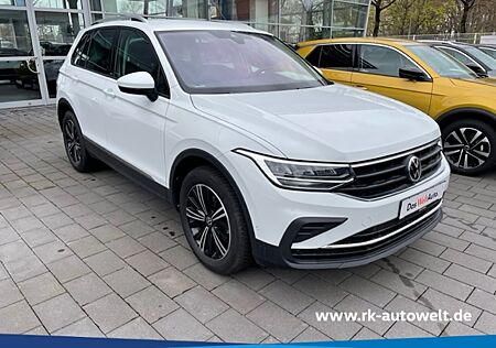 VW Tiguan 2.0 TDI DSG ACTIVE LED NAVI KEYLESS ACC Kamera Parklenkass.