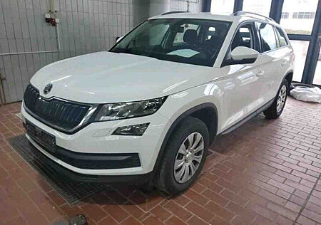 Skoda Kodiaq 1.5 TSI DSG Active AHK PDC SHZ Klima App