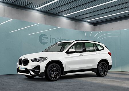 BMW X1 xDrive18d Sport Line PA DA+ Sportsitz AHK RFK