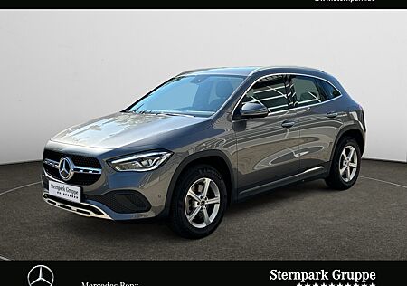 Mercedes-Benz GLA 220 d 4M Progressive +Navi+LED+Kamera+Spur+