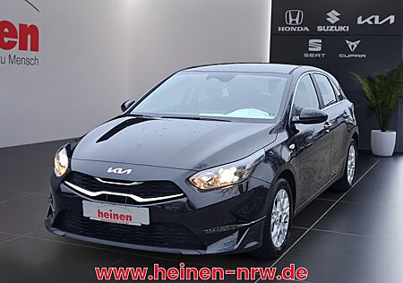 Kia Cee'd ceed 1.5 T-GDI Vision Navi FLA SpurH LM PDC KAM