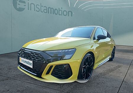 Audi RS3 Sportback HUD Panodach Navi Leder B & O digitales Cockpit