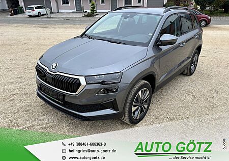 Skoda Karoq Drive DSG AHK*Navi*DAB*VZE*LED*ACC*SmartLink*DigiCockpit*Kamera*Kessy*Freispr.*Sitzheiz*PDC*vo+hi*Alu*LichtAssist*SpurAssist*Connect*Sunset*ZV-Funk*4xEFH*Ladeboden*Lenkradheiz*Nebel*Armlehne*Metallic