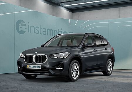 BMW X1 sDrive20d Sport Line LED SHZ PDC HiFi Navi