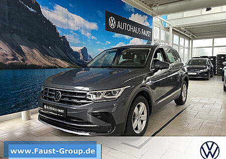 VW Tiguan Elegance eHybrid DSG Navi LED Matrix AHK