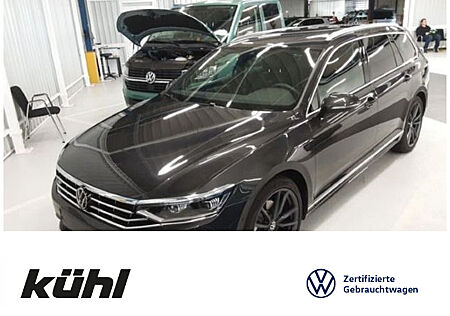 VW Passat Variant 2.0 TDI SCR DSG Elegance R Line IQ.LIGHT ACC DCC Standhzg. Kamera APP Navi AHK