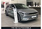 Hyundai IONIQ 5 mit Allradantrieb und 77,4 kWh Batt., UNIQ-Paket inkl. Assistenz-Paket, 20" LM-Felgen und Panorama-Glasdach