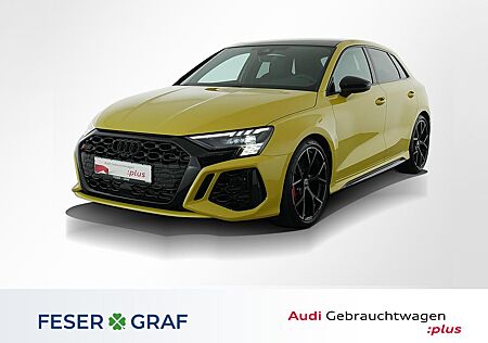 Audi RS3 Sportback Pano,RS-Sportabgas,HUD,Matrix,B&O,