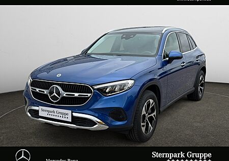 Mercedes-Benz GLC 300 de 4M Avan Pano+HeadUp+AHK+KeylessGO+360