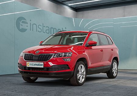 Skoda Karoq 1.5 TSI STYLE AHK NAVI PANO VIRTUAL KAMERA