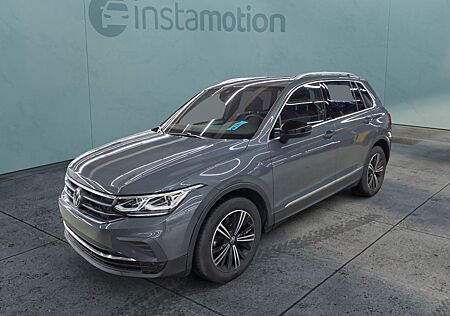 VW Tiguan MOVE 2.0 TDI DSG MATRIX-LED AHK ACC NAVI