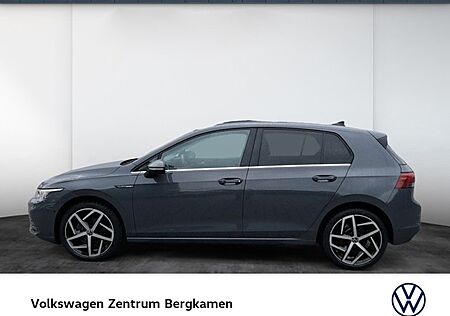 VW Golf VIII 1.5 STYLE PANO CAM ACC LM18 NAVI