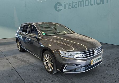 VW Passat Variant GTE PANO AHK LM18 VIRTUAL