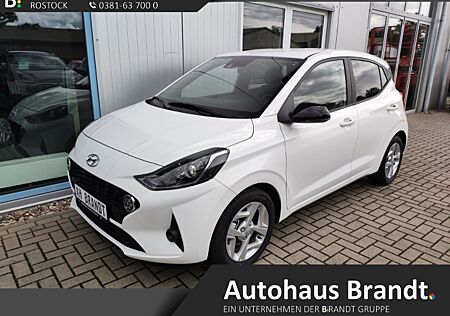 Hyundai i10 Connect & Go Navi Apple CarPlay Android Auto DAB SHZ LenkradHZG Spurhalteass.