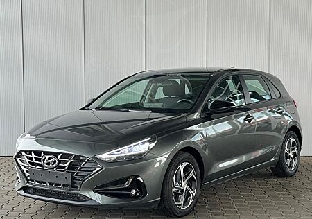 Hyundai i30 1.0T 48V MHEV Comfort Smart / Navi / Keyless / Klimaautom./ Carplay / PDC m.Kamera / LED / ALU16