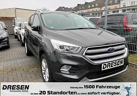 Ford Kuga Titanium 4x4 Automatik Allrad Navi El. Heckklappe Apple CarPlay Android Auto Mehrzonenklima