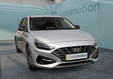 Hyundai i30 Intro Edition Navi Kamera Bluetooth PDC LED