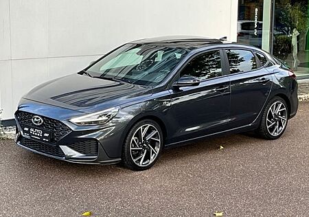 Hyundai i30 Fastback 1.5 Turbo N Line DCT