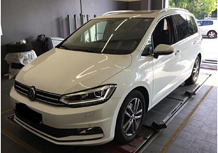 VW Touran 2.0 TDI DSG Highline Navi Pano AHK LED ACC PDC SHZ