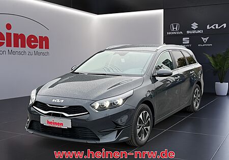 Kia Cee'd ceed SW Kombi 1.5 T-GDI DCT VISION NAVI ACC LED