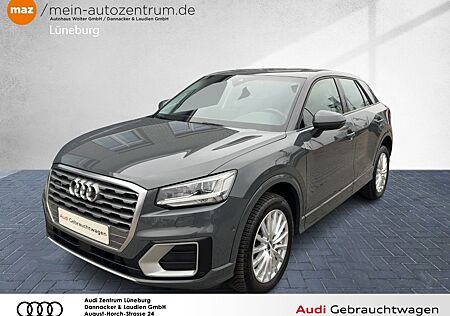 Audi Q2 40 2.0 TFSI quattro design Alu LED Standh. Navi Kamera Sitzh.