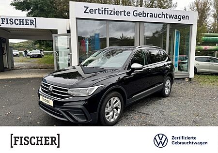 VW Tiguan Allspace 2.0TDI DSG Life LED AHK Navi Rear View SHZ