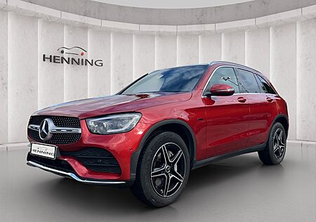 Mercedes-Benz GLC 300 e 4M AMG Pano Multibeam AHK Kamera