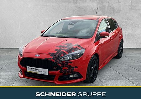 Ford Focus Lim. ST 2.0 EcoBoost BI-XENON +SHZ+PDC