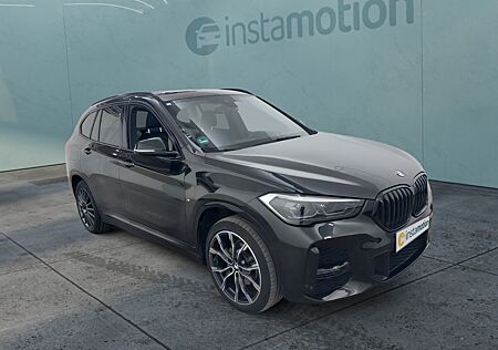 BMW X1 sDrive 18 d M Sport AHK PANO LED LEDER APPLE