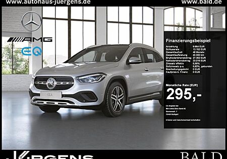 Mercedes-Benz GLA 200 Progressive/Navi/LED/Cam/Pano/AHK/18