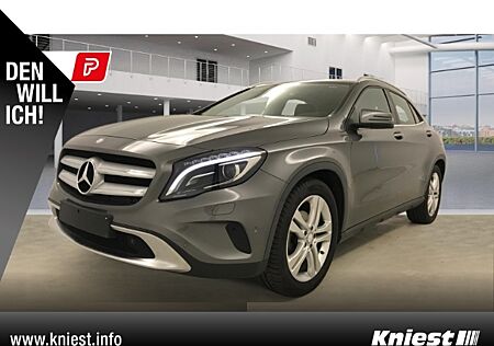 Mercedes-Benz GLA 180 Urban+Navi+Xenon+aktiver Park-Assist+SHZ