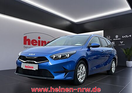 Kia Cee'd ceed Sportswagon 1.5T DCT NAVI LED SPURHALTE