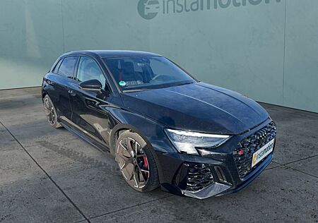 Audi RS3 Spb. 2.5 TFSI qu. - PANO - KAMERA -ACC