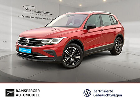 VW Tiguan 2.0 TDI DSG Active AHK ACC Pano Standh. Navi