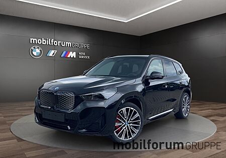 BMW iX iX1 xDrive30 M Sportpaket PRO sofort verfügbar