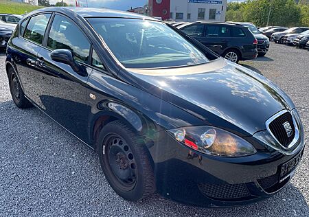 Seat Leon Reference 1.6 TSI *KLIMA*CD*FENSTERHEBER*SERVO *ZENTRALVERRIEGELUNG*