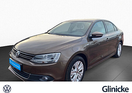 VW Jetta 1.2 TSI Life Klima Navi Sitzheizung PDC