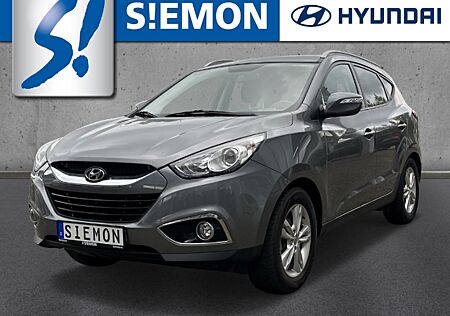 Hyundai ix35 AWD 2.0 DPF CRDi 4WD Automatik Style Navi Xen Kamera AH