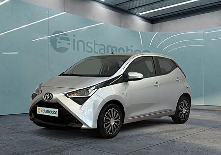 Toyota Aygo AUTOMATIK BLUETOOTH KLIMA USB SCHALTWIPPEN MULTIFLENKRAD