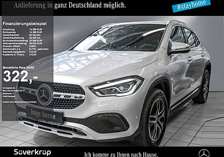 Mercedes-Benz GLA 220 d , PROGRESSIVE DISTR SPUR SHZ PDC