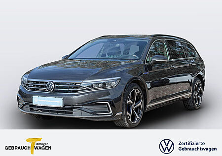 VW Passat Variant GTE R-LNE MATRIX NAPPA LM18 AHK