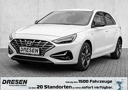 Hyundai i30 1.5 Advantage/Navi/Rückfahrkamera/Klimaauto./Sitzheizung/