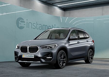 BMW X1 xDrive 20d Sport Line HUD Pano H/K RFK AHK