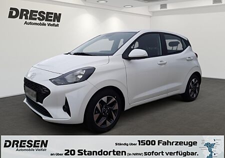 Hyundai i10 1.0l Trend 63 PS NAVI SITZHEIZUNG RÜCKFAHRKAMERA LENKRADHEIZUNG