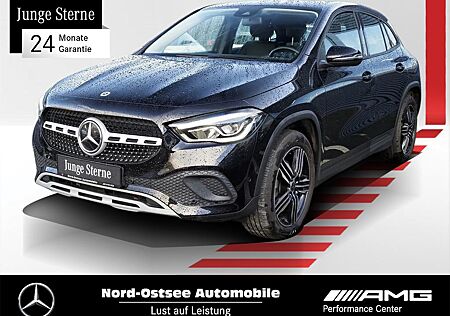 Mercedes-Benz GLA 200 Navi Kamera Tempo LED Sitzheizung