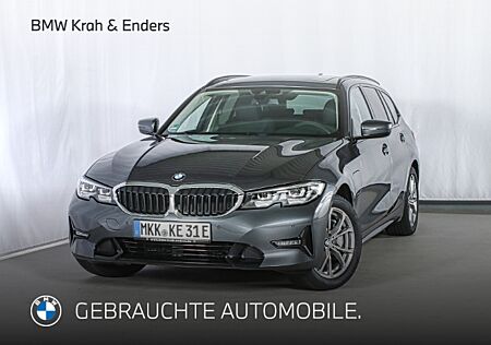 BMW 330 e xDrive Touring Sport Line+Panorama+LED+Navi