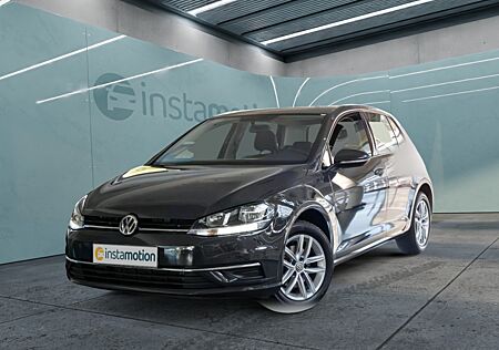 VW Golf VII 1.6 TDI DSG Comfortline Navi Sitzhzg