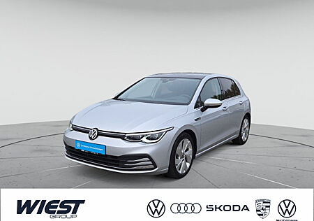 VW Golf VIII Style 1.5 eTSI DSG, MATRIX/KAM/PANO/NAVI/2xPDC/ACC/HUD/FRONT-ASSIST